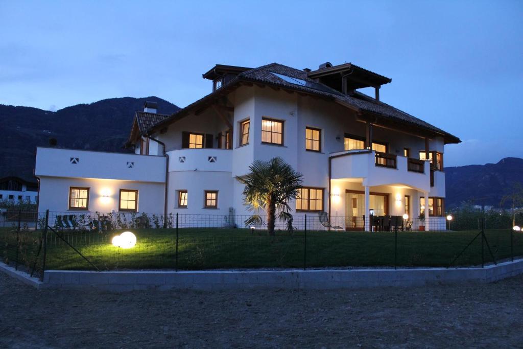 Apartments Klotz 볼차노 외부 사진
